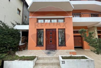 Apartament cu 3 camere de vanzare in zona Schei - 2