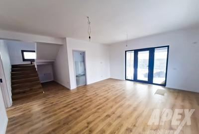 Casă individuală cu 5 camere cu Canalizare în Central - 1