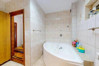 Casă cu 5 camere cu Teren 1200 Mp în Central - 13