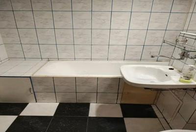 Apartament 4 camere, decomandat - zona Tractorul - 2