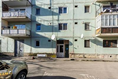 Apartament cu 2 camere semidecomandat, mobilat în Central