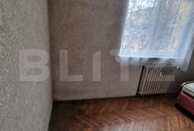 Apartament cu 4 camere decomandat în Universității - 6