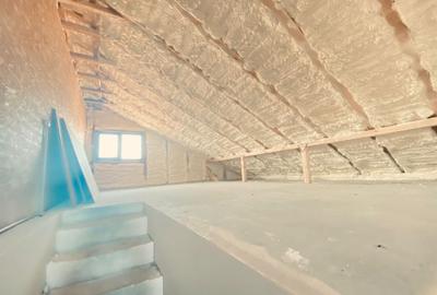 Duplex cu 4 camere si mansarda. Curte 250 mp. Comision 0 - 19