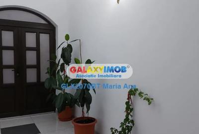 Casă cu 14 camere cu Teren 480 Mp în Central - 2