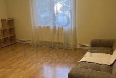 PLAVAT II - 2 Camere - Parter inalt - Bloc 2001 - Centrala proprie - 2