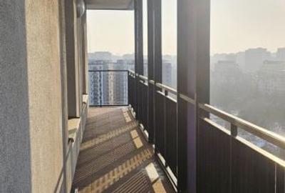 Apartament cu 3 camere decomandat în Văcăresti - 3