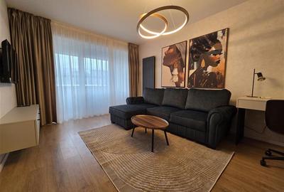 Apartament cu 2 camere decomandat, mobilat în Tractorul - 27