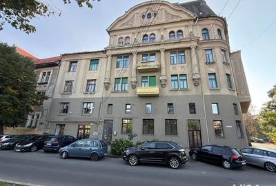 Apartamen de vanzare - 3