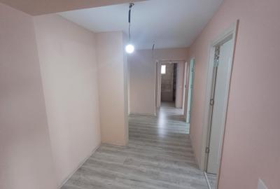 Vanzare 3 camere-Imobiliare MAXICONFORT - 2