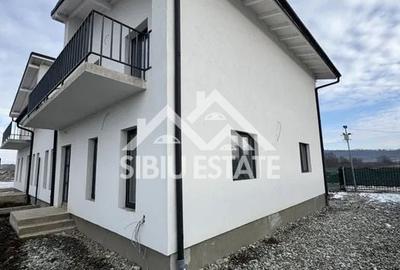 Duplex cu 4 camere cu Canalizare în Mohu - 3