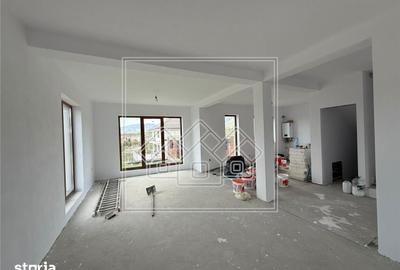 Casă cu 3 camere cu Teren 275 Mp în Central - 5