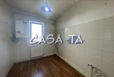 Apartament 3 Camere, Etaj 4, Strada Aleea Teilor - Zona 9 Mai - 4