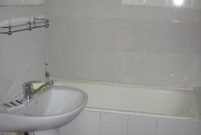 Drumul Taberei, langa metrou Favorit - 2