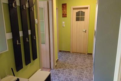 Apartament cu 2 camere decomandat în Dâmbovița