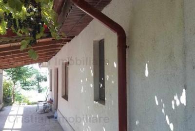 CASA 3 cam 130mp utili L. Sarat ,teren=630mp MOBILATA - 2