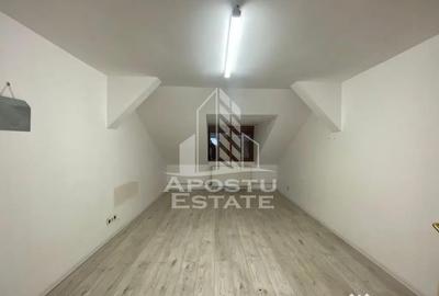 Casă cu 10 camere cu Canalizare în Lunei - 14