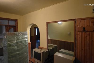 Apartament cu 4 camere decomandat, mobilat în Micro 3 - 8