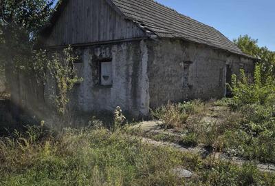 Casă cu 3 camere în Țipar