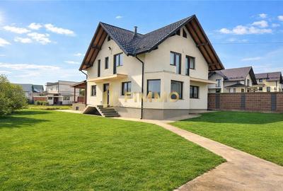 Casă individuală cu 6 camere cu Teren 1000 Mp în Sfântu Ilie - 1