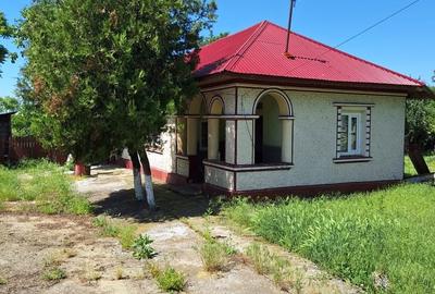 Casă cu 2 camere cu Teren 1734 Mp în Central - 6