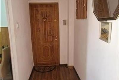 Apartament cu 2 camere decomandat etaj 2 de vanzare Valea Aurie - 5