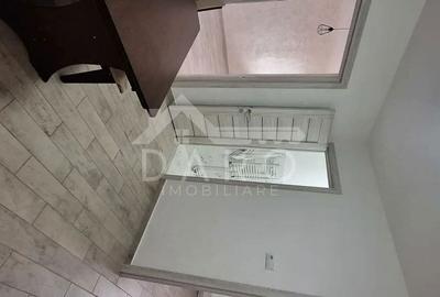 Apartament cu 3 camere în Dâmbu Pietros
