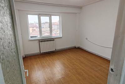 Apartament cu 2 camere decomandat în Casa de Cultură - 5