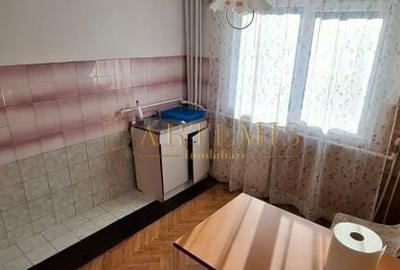 Apartament de 2 camere, 50mp., zona Decebal - 2