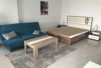 Garsonieră decomandată în Central - 1