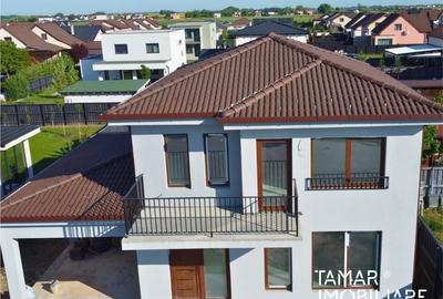 Casă cu 4 camere cu Teren 531 Mp în Central - 1