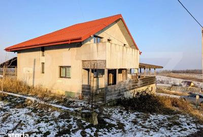 Casă cu 5 camere cu Teren 1000 Mp în Tomești - 2