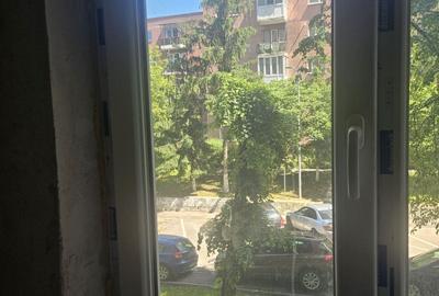 Apartament cu 3 camere decomandat în Simeria - 5