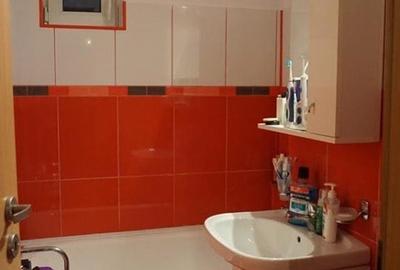 Garsonieră de 39 mp, bloc mixt finalizat 1982  in zona Drumul Taberei - 1 Mai - 9