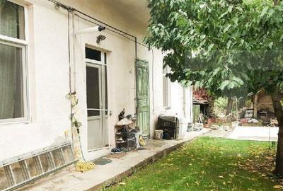 Casă cu 2 camere cu Teren 30 Mp în Badea Cârțan