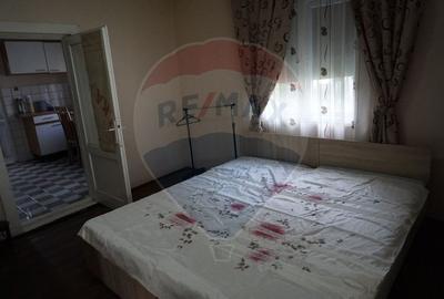 Casa / Vila cu 3 camere de vanzare - 7