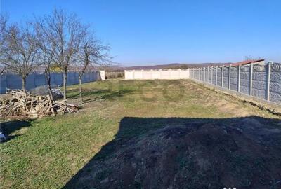 Teren de 5850 mp, în Oșorhei