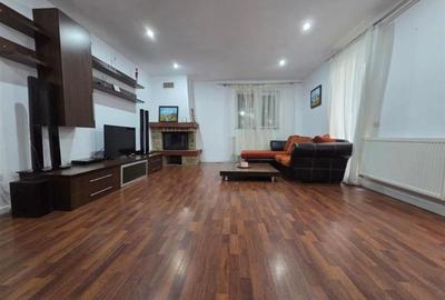 Casă individuală cu 10 camere cu Canalizare în Poiana Brașov - 2