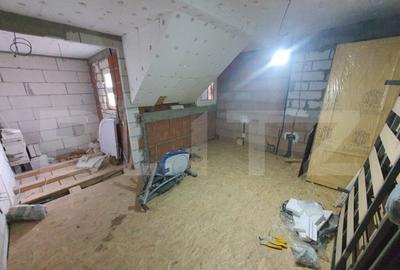 Casă cu 4 camere cu Teren 1500 Mp în Central - 18