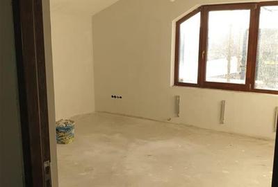 Teren Mare cu 2 case in Biharia. - 31