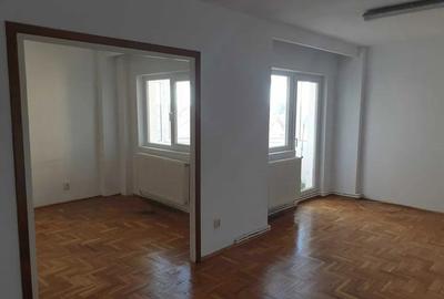 Apartament cu 4 camere decomandat în Ultracentral - 4