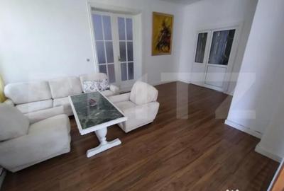 Casă cu 7 camere cu Teren 2900 Mp în Central - 16