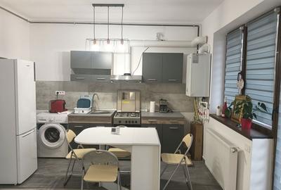 Apartament cu 2 camere decomandat în Central - 3