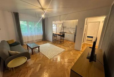 Vand apartament cu trei camere zona OM casute - 2