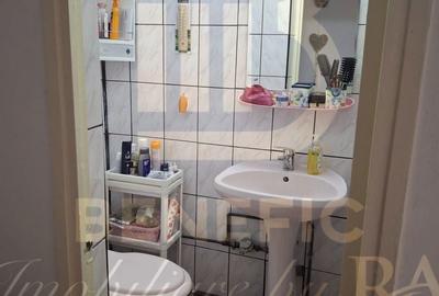Apartament cu 3 camere decomandat în Cantacuzino - 7