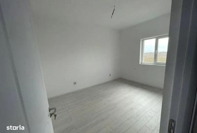 Casă cu 3 camere cu Teren 250 Mp în Central - 4