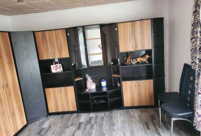 Apartament cu 2 camere decomandat în Petros - 2