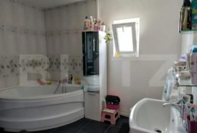 Casă cu 4 camere cu Teren 168 Mp în Central - 11