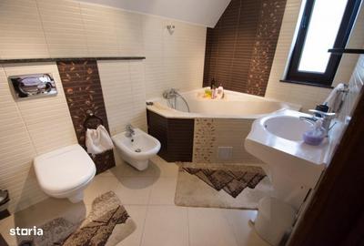 Casă cu 4 camere cu Teren 700 Mp în Bucov - 12