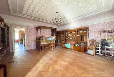 Apartament spatios, cu garaj, in zona Centrala - Baile Neptun - 8