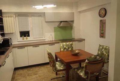 Apartament cu 3 camere decomandat în Calea Victoriei - 4